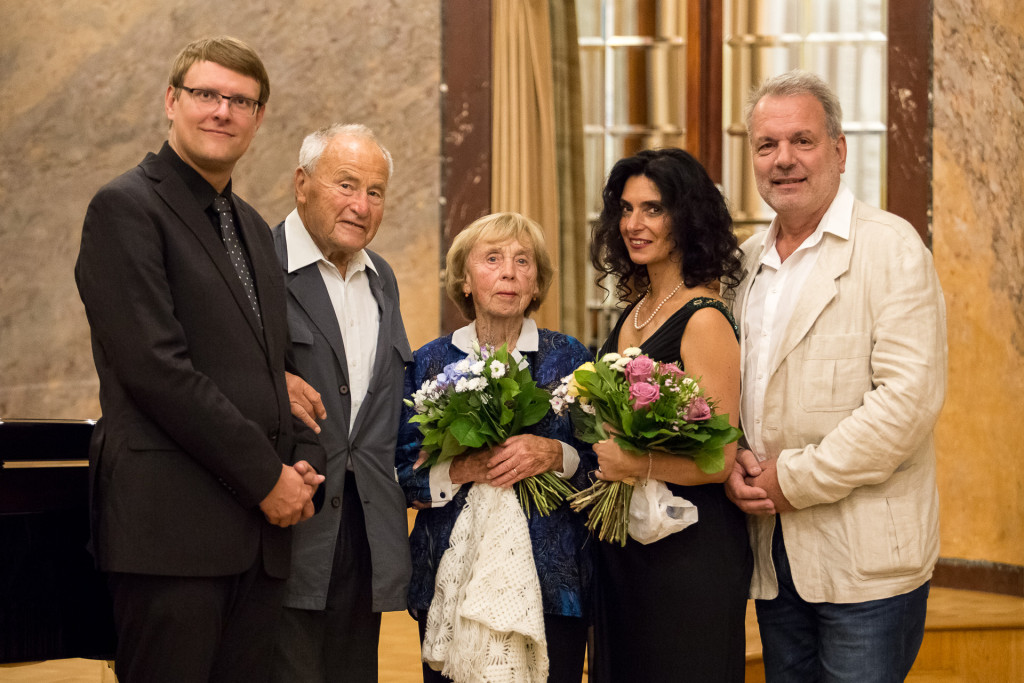 Festival Věčná naděje, foto s Ivanem Karlem a Peterem Kreitmeierem. Foto: Zbyněk Hrbata